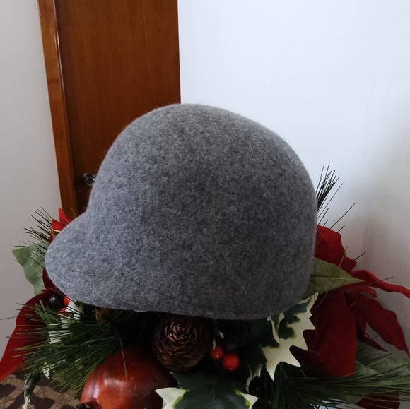 hat - Picture 4 of 5